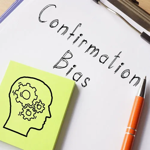 How to Help your Investors overcome the Confirmation Bias?